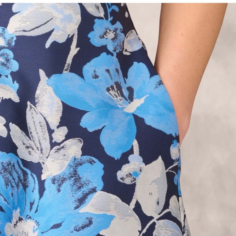 Aidan Mattox Navy and Blue Floral Off-Shoulder size 6 formal dress - Picture 8 of 9